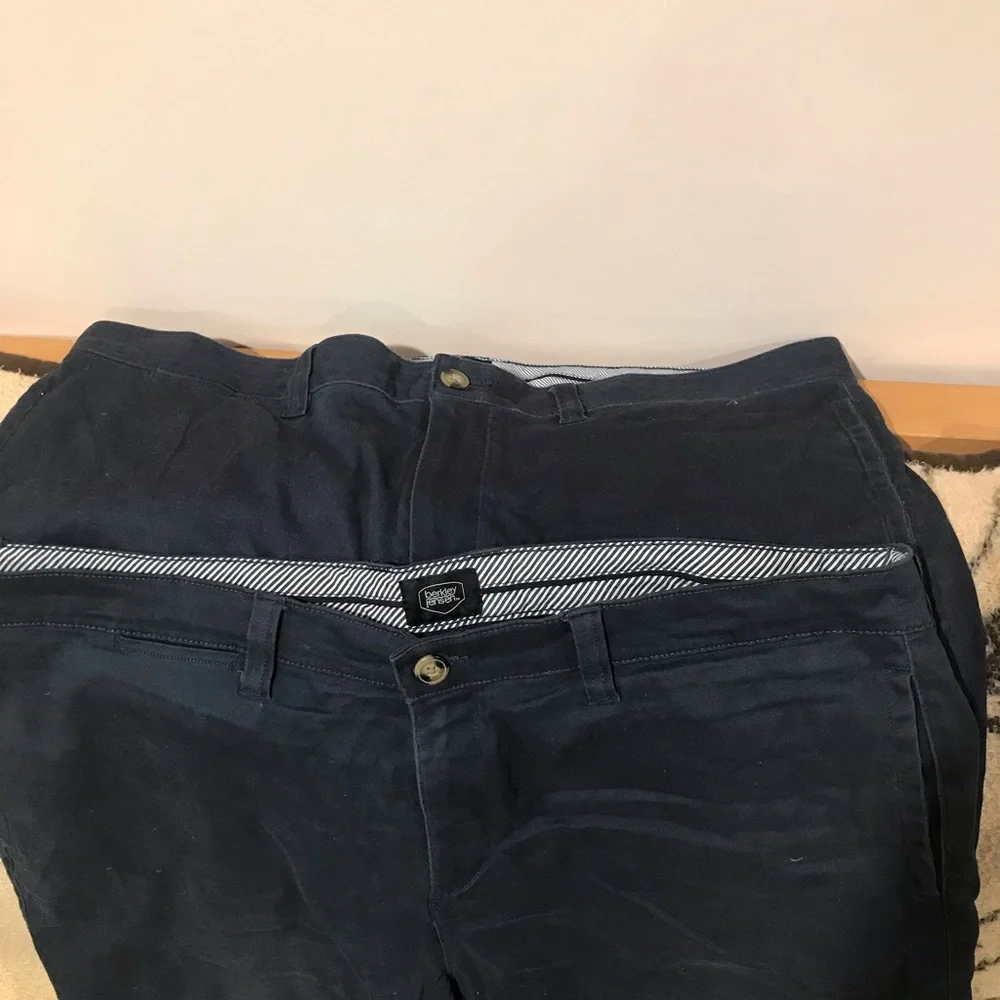 Shorts - Picture 2 of 2